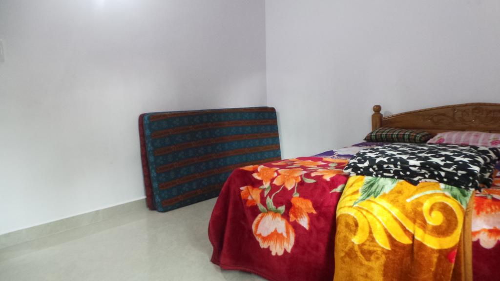 J.S Holiday Guest House Calangute Bagian luar foto